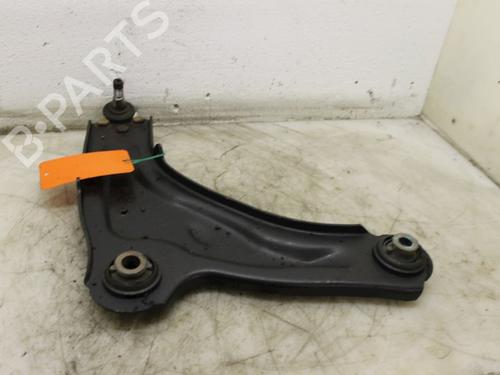 Used Right front suspension arm RENAULT LAGUNA II Grandtour (KG0/1_) 1.8 16V (121 hp) 15301409