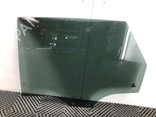 Used Rear left door window Rear left door window 37205854 37205854