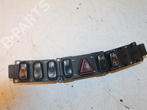 Used Warning switch MERCEDES-BENZ S-CLASS (W220) S 320 (220.065, 220.165) (224 hp) 15307852