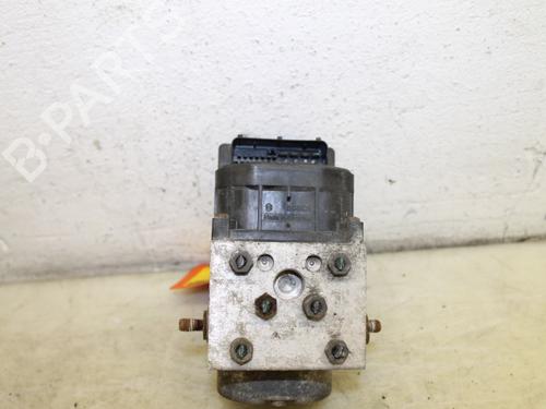 Used ABS pump RENAULT ESPACE III (JE0_) 2.0 16V (JE0N, JE0L, JE02) (140 hp) 15303644