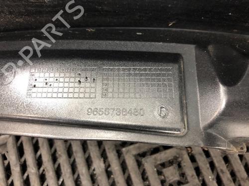 Right front fenders PEUGEOT 308 SW I (4E_, 4H_) 1.6 16V | BP16467612C42