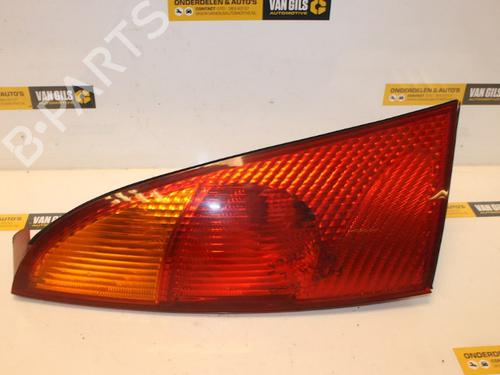 Left taillight FORD FOCUS I (DAW, DBW) 1.6 16V (100 hp) 15313795