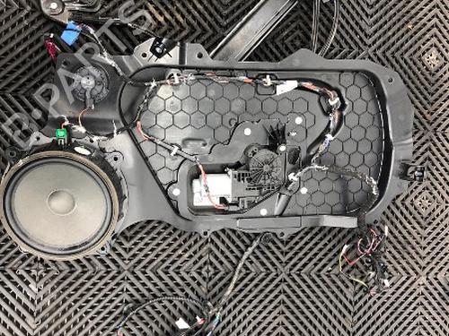 front-right-window-mechanism-tesla-model-3-5yj3-2017-37207484 main image