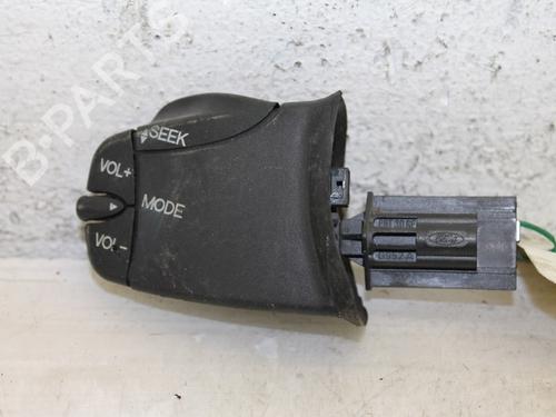 Used Steering wheel controls FORD FOCUS I Turnier (DNW) 1.8 Turbo DI / TDDi (90 hp) 15296951