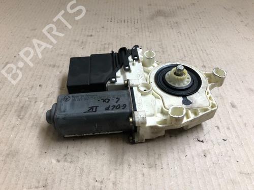 Used Electronic module VW GOLF IV Variant (1J5) 1.6 16V (105 hp) 15334164