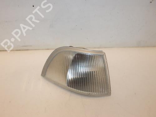 Used Right front indicator VOLVO V40 Estate (645) 1.8 (115 hp) 15318606