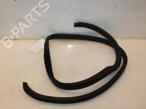 Used Rubber door seal KIA PICANTO II (TA) 1.0 (67 hp) 15326846