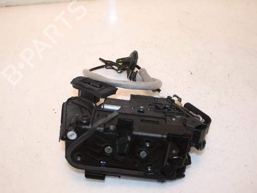 Venstre bagtil lås VW POLO VI (AW1, BZ1, AE1) 1.6 TDI (95 hp) 15333393