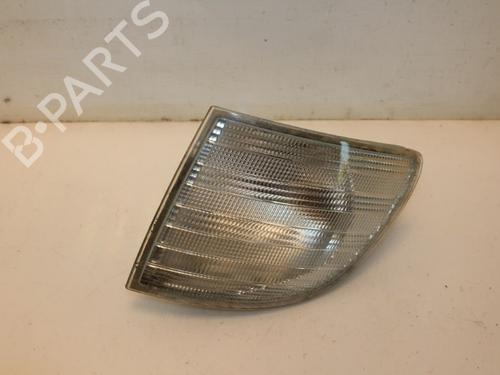 Used Left front indicator MERCEDES-BENZ VITO Bus (W638) 108 CDI 2.2 (638.194) (82 hp) 15324362