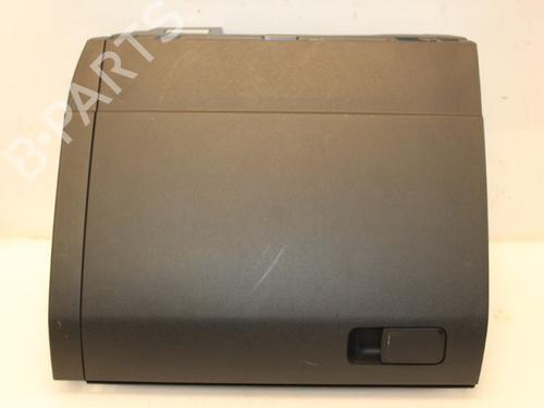 Used Glove box Glove box 15323004 15323004