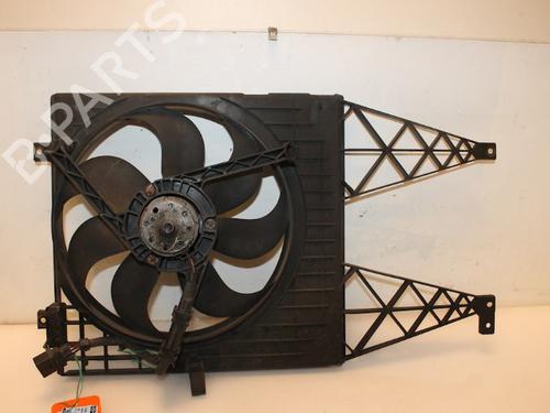 Used Radiator fan Radiator fan 15309393 15309393