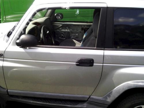 Used Left front door Left front door 15311706 15311706