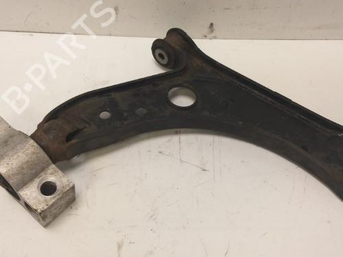 Used Left front suspension arm Left front suspension arm 37208086 37208086