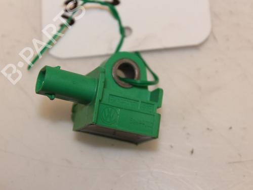 Used Electronic module VW TOURAN (1T3) 2.0 TDI (140 hp) 15330010