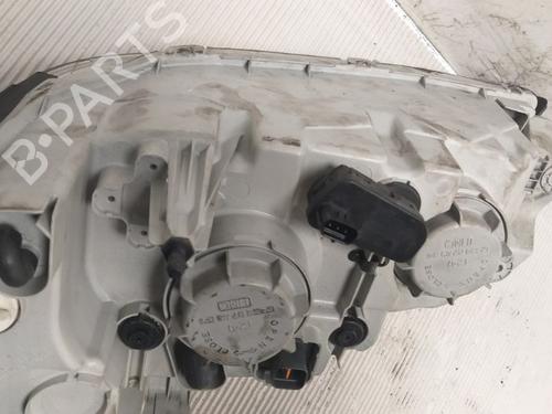 Right headlight KIA CARNIVAL II (GQ) 2.5 V6 | BP15531738C29 