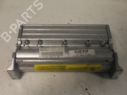 Used Passenger airbag Passenger airbag MERCEDES-BENZ S-CLASS (W220, V220) S 320 (220.065, 220.165) (224 hp) 15307879 15307879