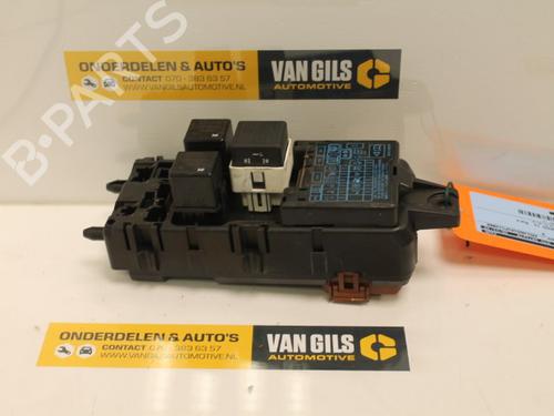 Fuse box MITSUBISHI SPACE STAR MPV (DG_A) 1.3 16V (DG1A) (86 hp) 15309603