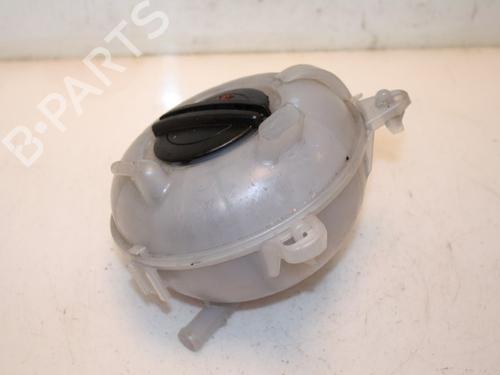 Used Expansion tank VW TOURAN (5T1) 2.0 TDI (150 hp) 15332372