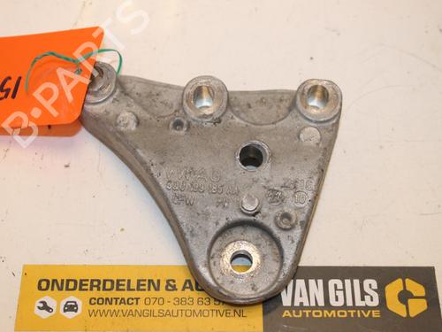 Used Engine mount Engine mount 15796410 15796410