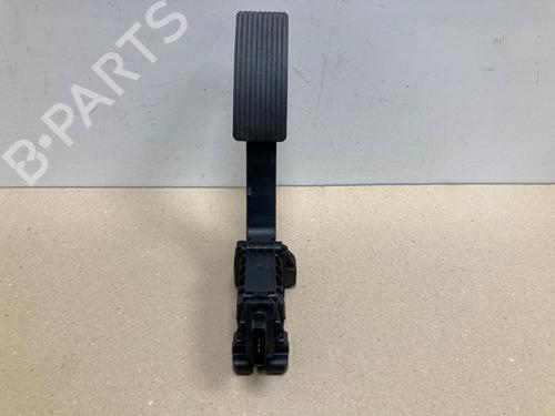 pedal-mercedes-benz-b-class-sports-tourer-w247-b-200-d-247012-a1773001800-a1743000200-2018-22312441 main image