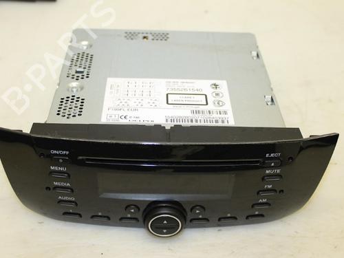 Used Radio Radio 15301779 15301779