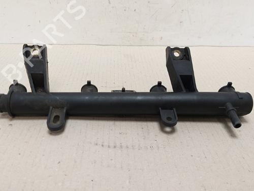 Used Injection rail Injection rail 15535551 15535551