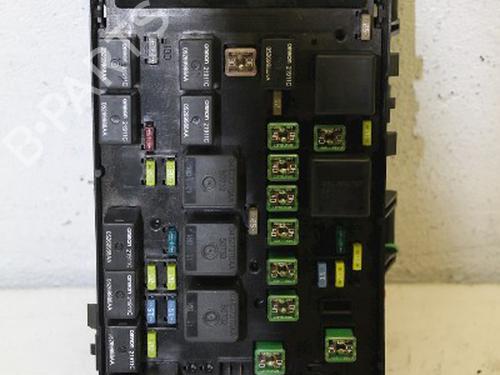 Used Fuse box Fuse box 15304962 15304962