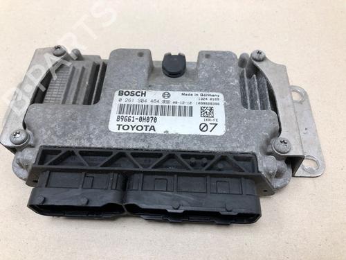 engine-control-unit-ecu-toyota-aygo-_b1_-2005-2006-2007-2008-2009-2010-2011-2012-2013-2014-37211720 main image