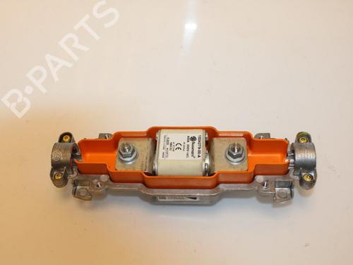 Used Fuse box Fuse box 15320835 15320835