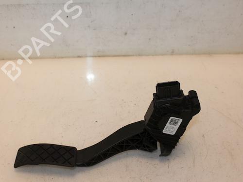 Used Pedal VW TOURAN (5T1) 1.6 TDI (115 hp) 15331653