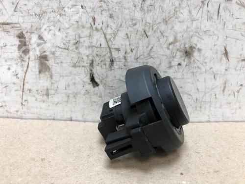 Switch SKODA OCTAVIA III Combi (5E5, 5E6) 1.6 TDI | BP20171388I30 - Image 4