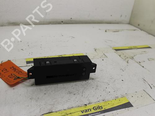 Used Display monitor OPEL CORSA C (X01) 1.2 (F08, F68) (75 hp) 15301061