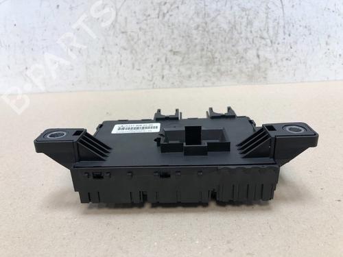 Used Fuse box Fuse box 15344789 15344789