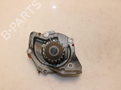 Used Auxiliary water pump FORD KUGA I 2.0 TDCi (140 hp) 15829561