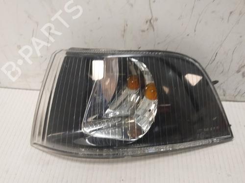 Used Left front indicator VOLVO V40 Estate (645) 1.8 (122 hp) 15531876