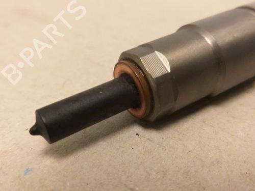 Injector VW TOURAN (5T1) 2.0 TDI | BP25928429M100 
