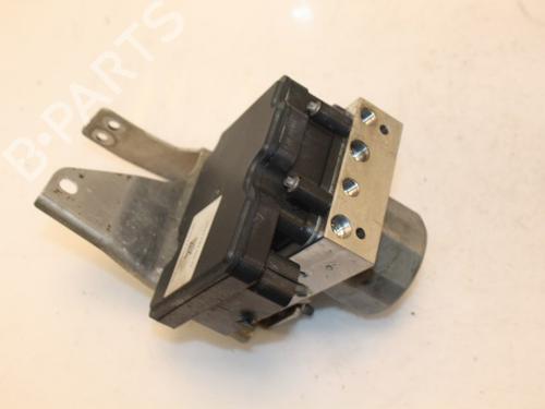 ABS pump TESLA MODEL X (5YJX) 90D AWD | BP15329078M43 - Image 2