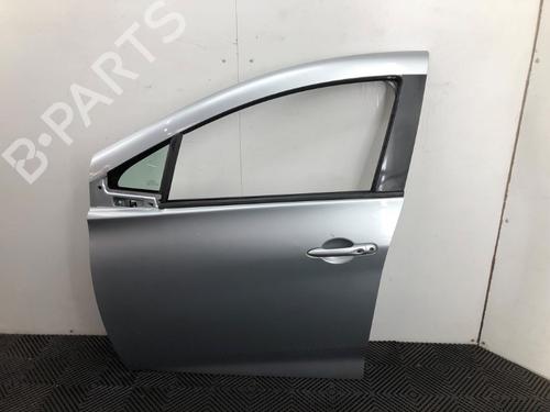 left-front-door-renault-zoe-hatchback-van-bfm_-2019-37204438 main image