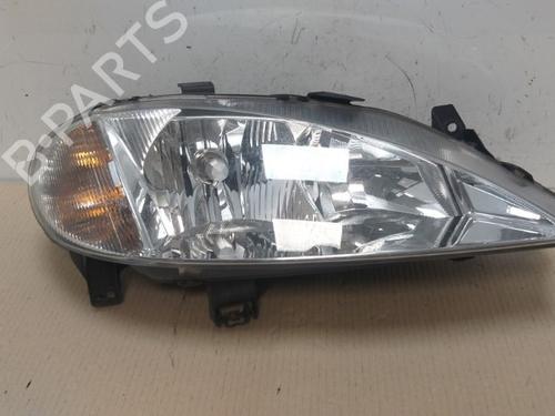 Używane Lampa przednia prawa RENAULT MEGANE I (BA0/1_) 1.6 16V (BA04, BA0B, BA11, BA1J, BA16, BA19, BA1K, BA1V,... (107 hp) 15533087