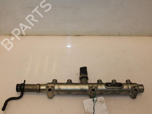 Used Injection rail Injection rail 15324486 15324486