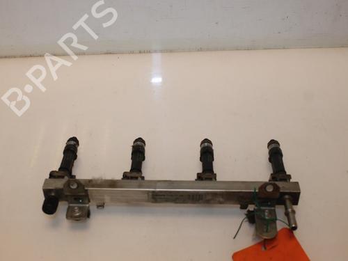 Used Injection rail OPEL AGILA (A) (H00) 1.2 16V Twinport (F68) (80 hp) 15318265