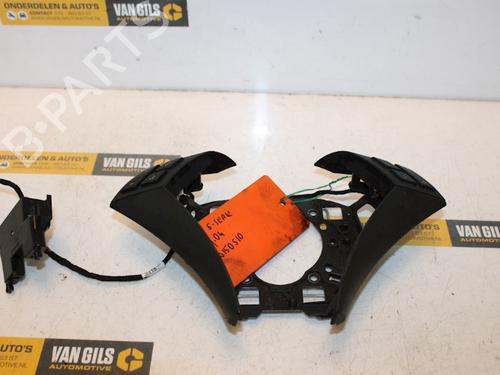 Used Steering wheel controls Steering wheel controls 15313385 15313385