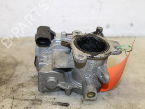 Used Throttle body Throttle body 15304220 15304220