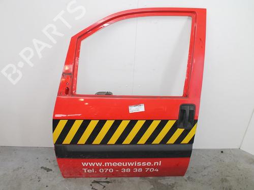 Used Left front door Left front door 15307228 15307228