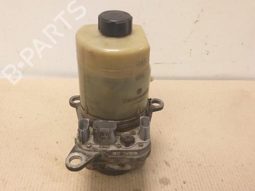 Used Power steering reservoir Power steering reservoir 16064252 16064252