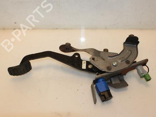 Used Break pedal RENAULT CLIO IV (BH_) 0.9 TCe 90 (BHNF, BHMA, BHMH, BHJK, BHJR) (90 hp) 15323759