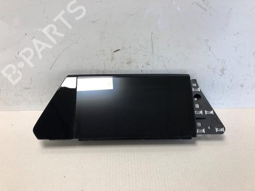 display-monitor-audi-e-tron-sportback-gea-2019-37212650 main image