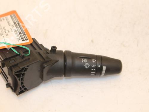 switch-nissan-primera-p12-20-25260av710-2002-15329114 main image