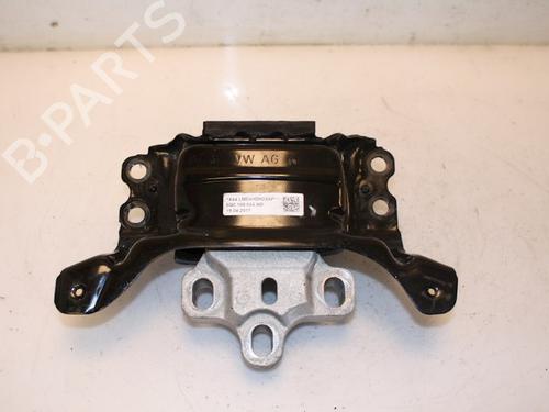 gearbox-mount-vw-t-roc-a11-d11-20-tdi-4motion-5q0199555ad-2017-15331812 main image