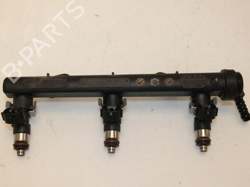 Used Injection rail Injection rail 15324075 15324075